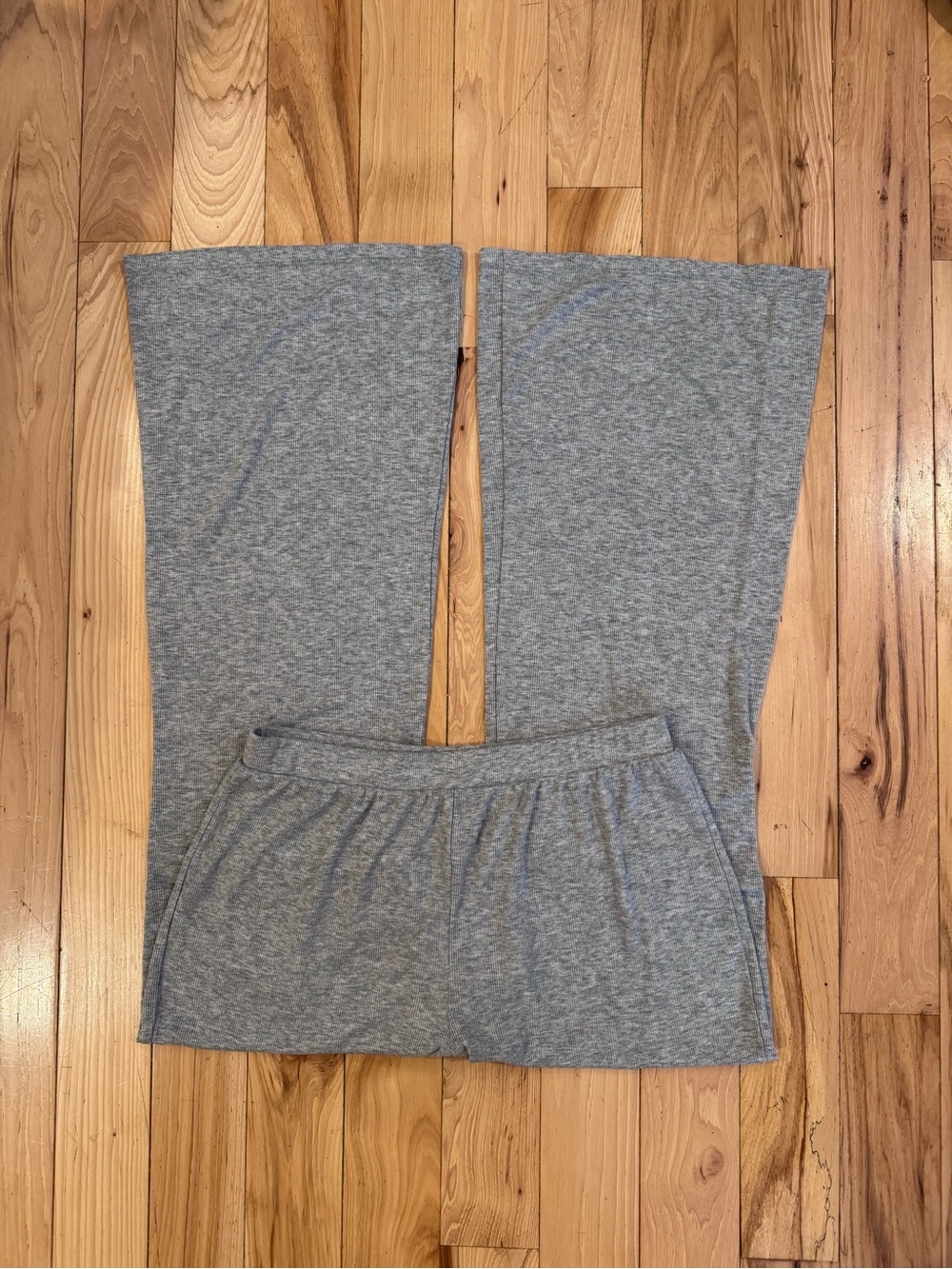 Forever 21 Gray Ribbed Wide Leg Yoga Pants - Size Medium